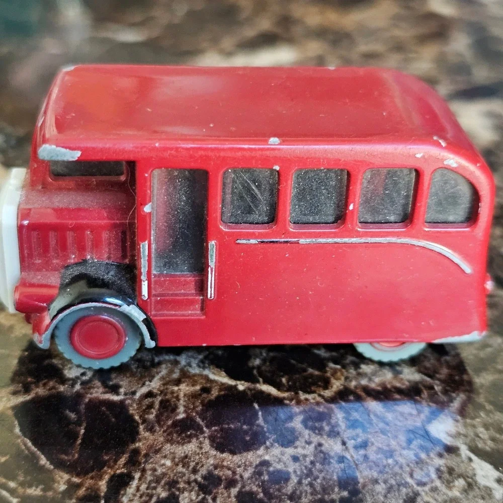 Learning Curve Thomas Friends Take Along Bertie the Bus Diecast Red Vehicle 2002